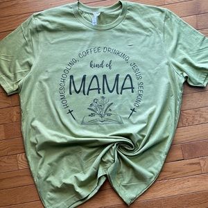HOMESCHOOLING MAMA Tee